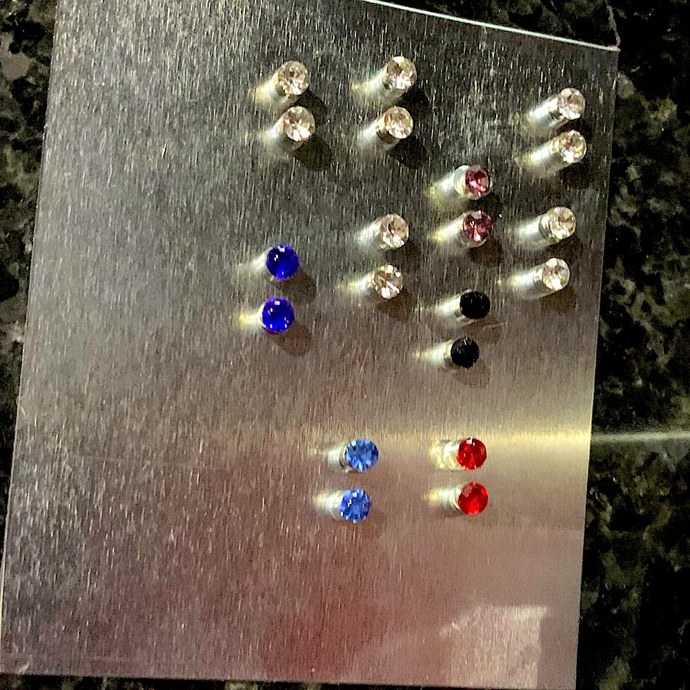 Magnetic non piercing 3mm studs for ears and nose